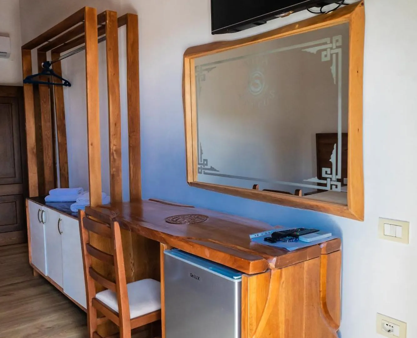 **** Hotel Vila Mateus Himare Albania