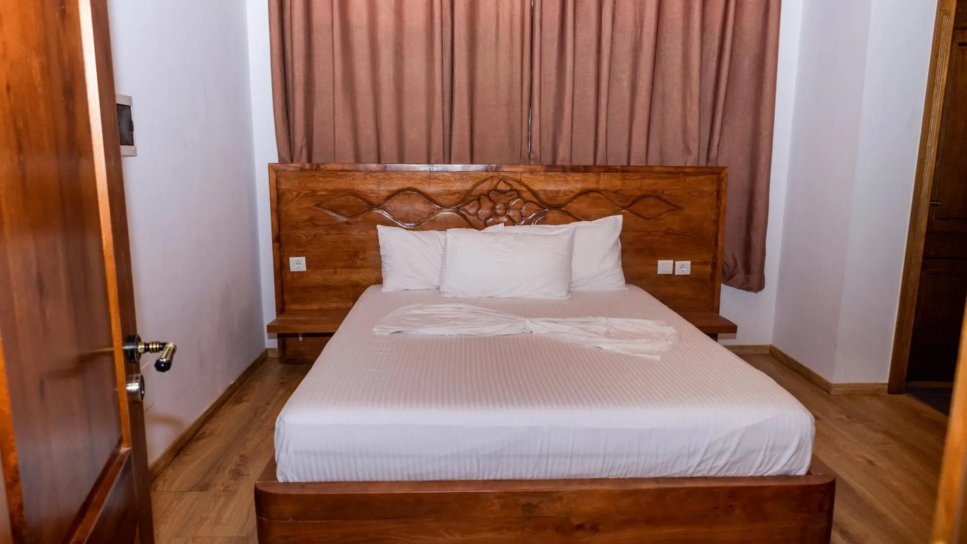 Hotel Vila Mateus Himare
