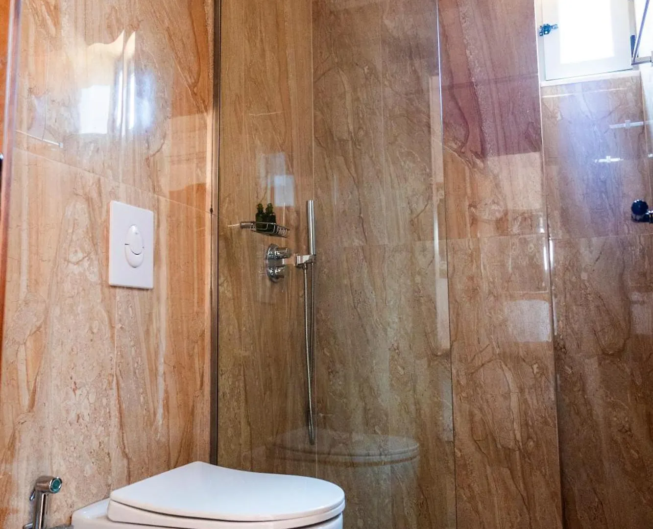 Vila Mateus Himare Hotell